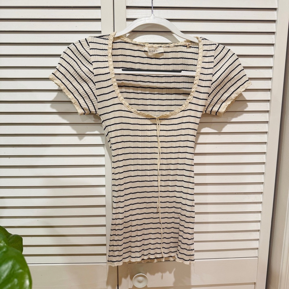 Doen Cream and Black Striped Short Sleeve Top